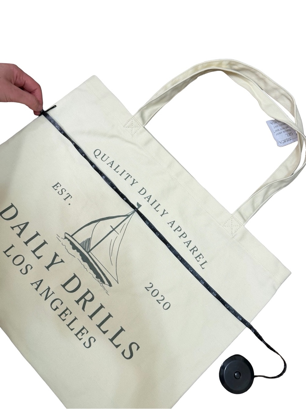 ⛵️Daily Drills Sailboat Tote Canvas Bag NIB Cream Oversized Beach Shopper 🤍 - Picture 4 of 6